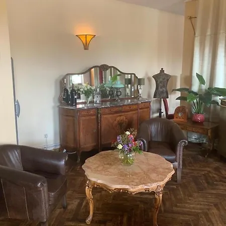 Bahnhofshotel Neue Buehne Hotel