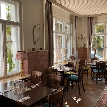 Bahnhofshotel Neue Buehne Bad Saarow