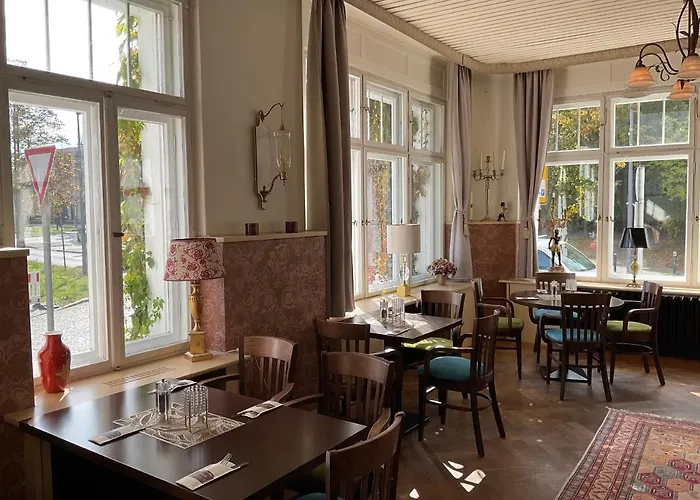 Bahnhofshotel Neue Buehne Bad Saarow